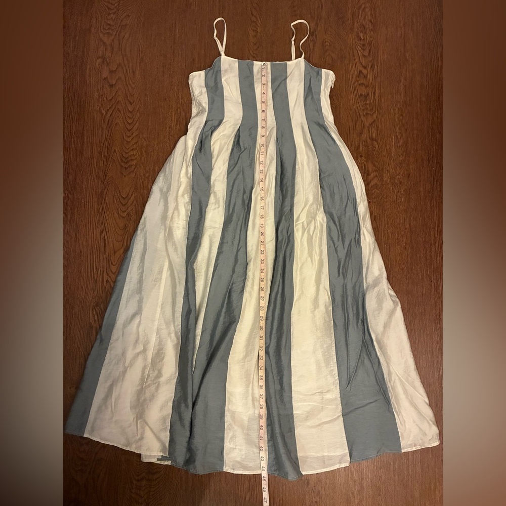 Madewell Pleated Midi Dress in Overcast (Blue and White Stripe) - Size 6 - Picture 15 of 16
